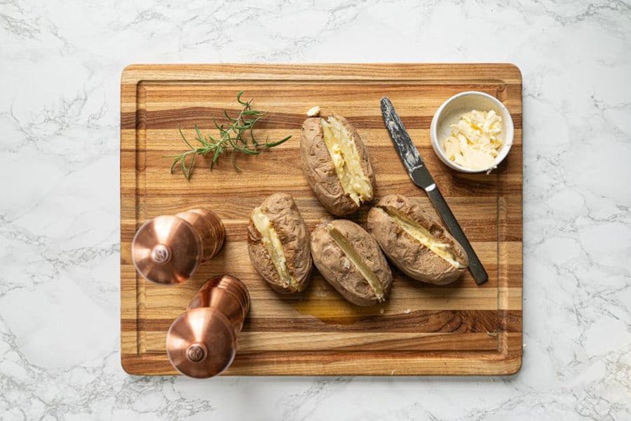Baked Potatoes In The Oven The Ultimate Comfort Food Recipe